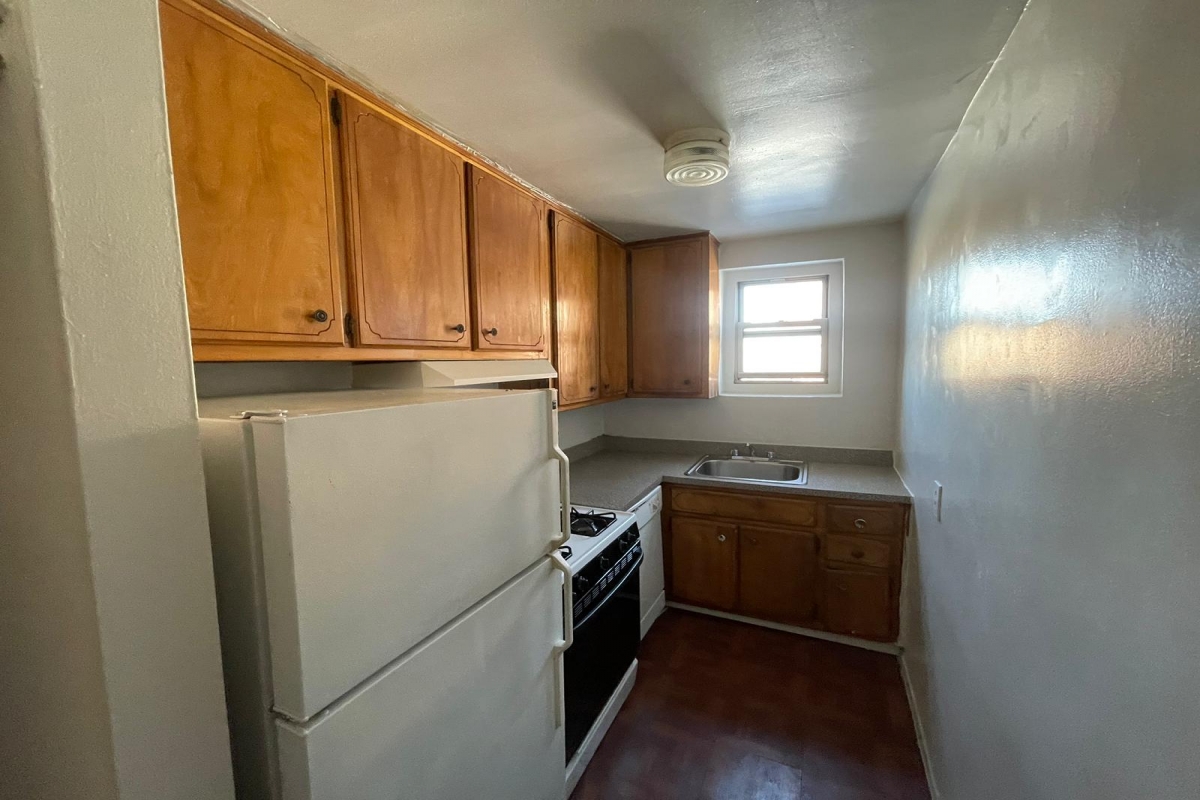 Apartment 38th Avenue  Queens, NY 11354, MLS-RD4819-2