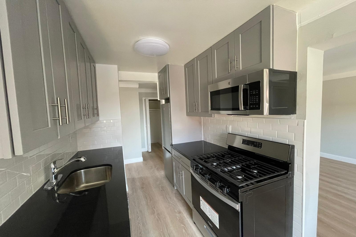 Apartment 35th Avenue Queens, NY 11354, MLS-RD4823-2