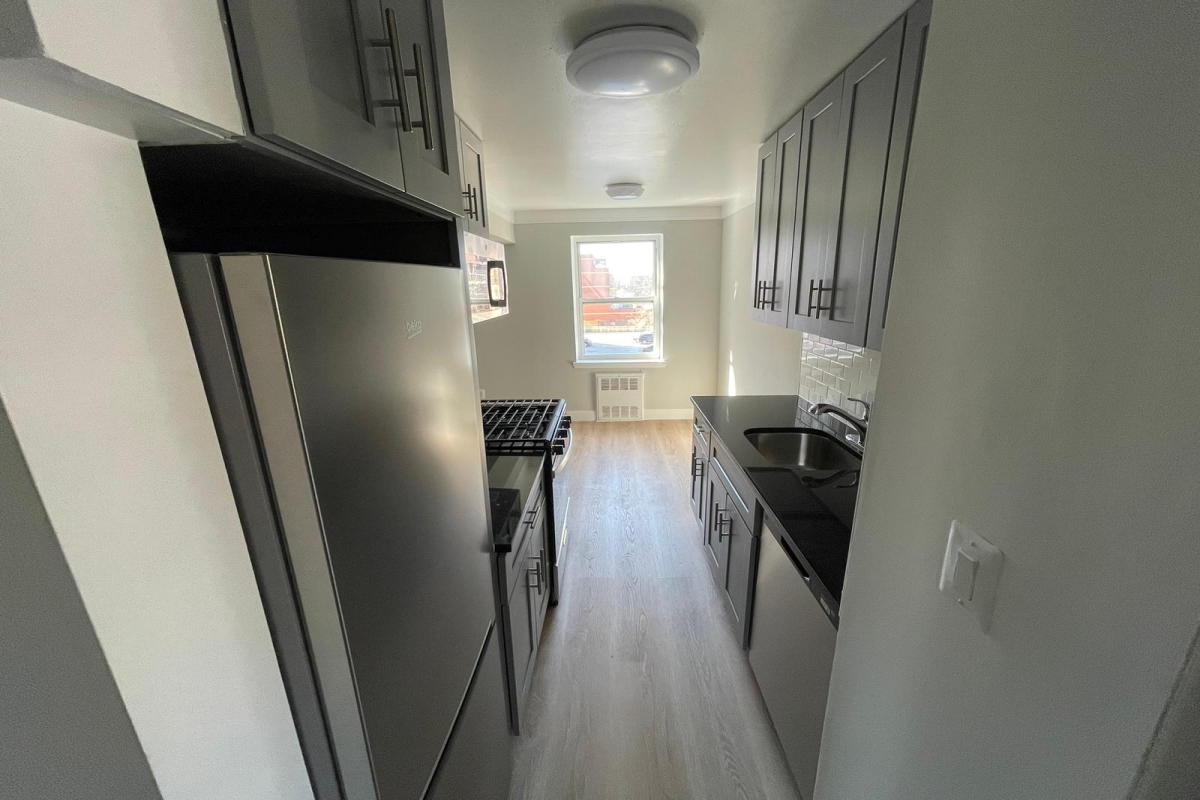 Apartment 35th Avenue Queens, NY 11354, MLS-RD4823-4