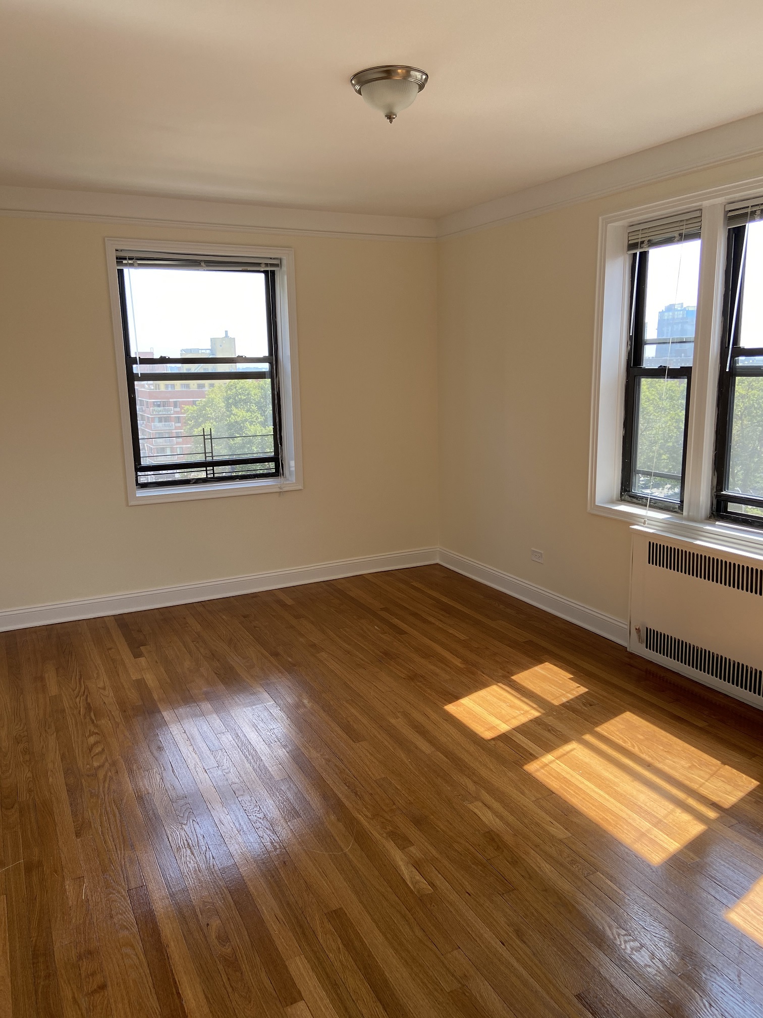 Apartment in Jamaica - Wexford Terrace  Queens, NY 11432