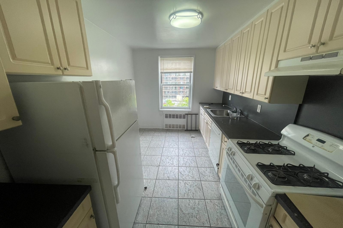 Apartment 150th Street  Queens, NY 11367, MLS-RD4843-3