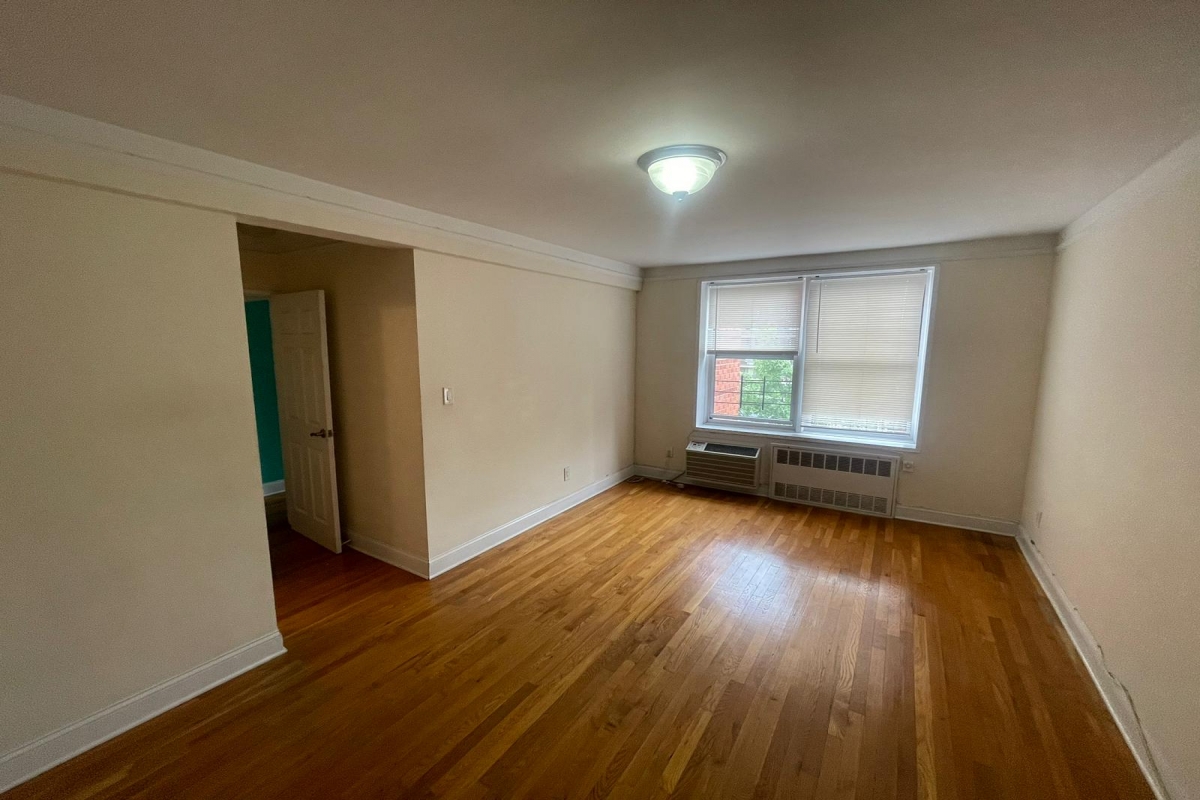 Apartment 150th Street  Queens, NY 11367, MLS-RD4843-9