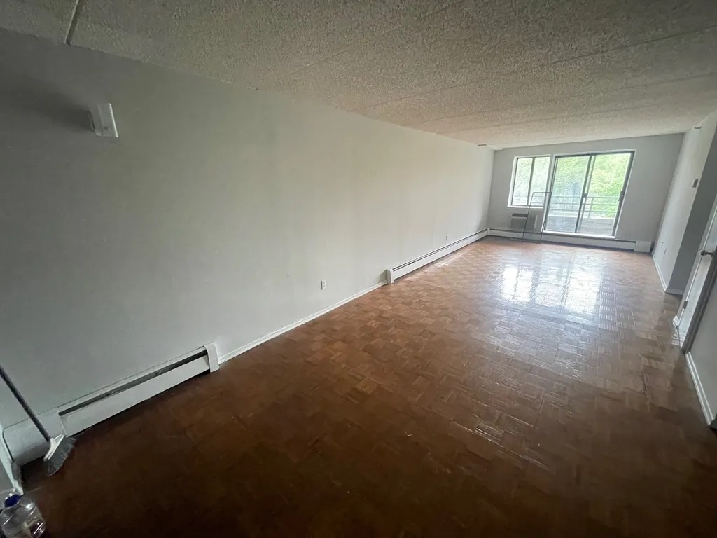 Apartment Northern Blvd Queens, NY 11354, MLS-RD4863-5