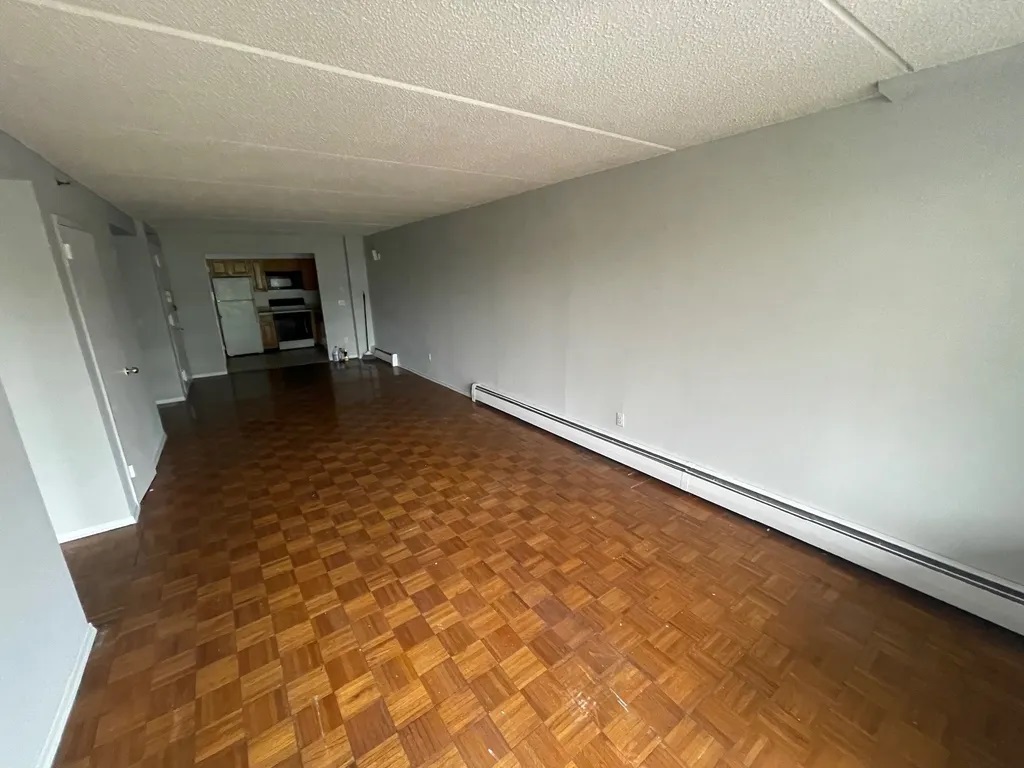 Apartment Northern Blvd Queens, NY 11354, MLS-RD4863-12