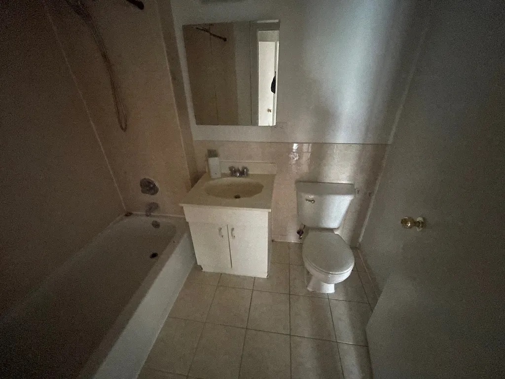 Apartment Northern Blvd Queens, NY 11354, MLS-RD4863-13