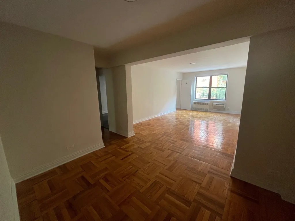 Apartment 67th Avenue Queens, NY 11375, MLS-RD4904-10