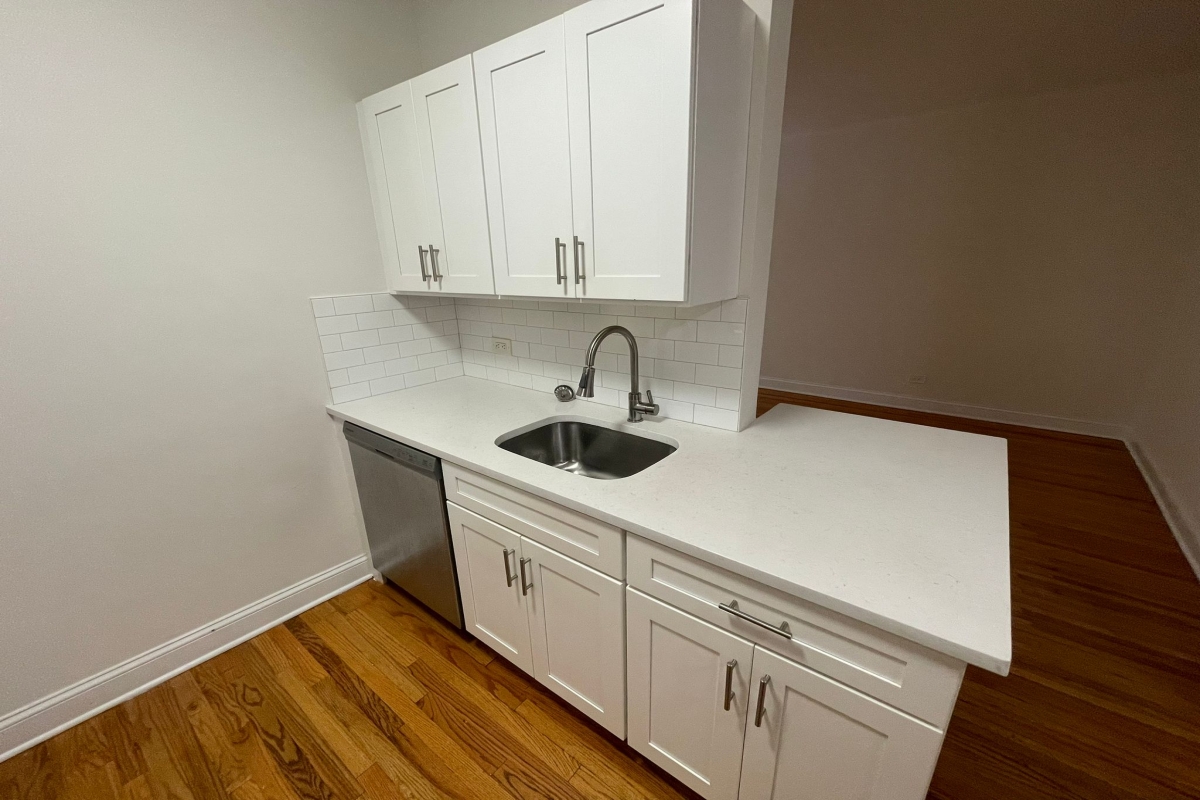 Apartment Pershing Crescent  Queens, NY 11435, MLS-RD4910-2