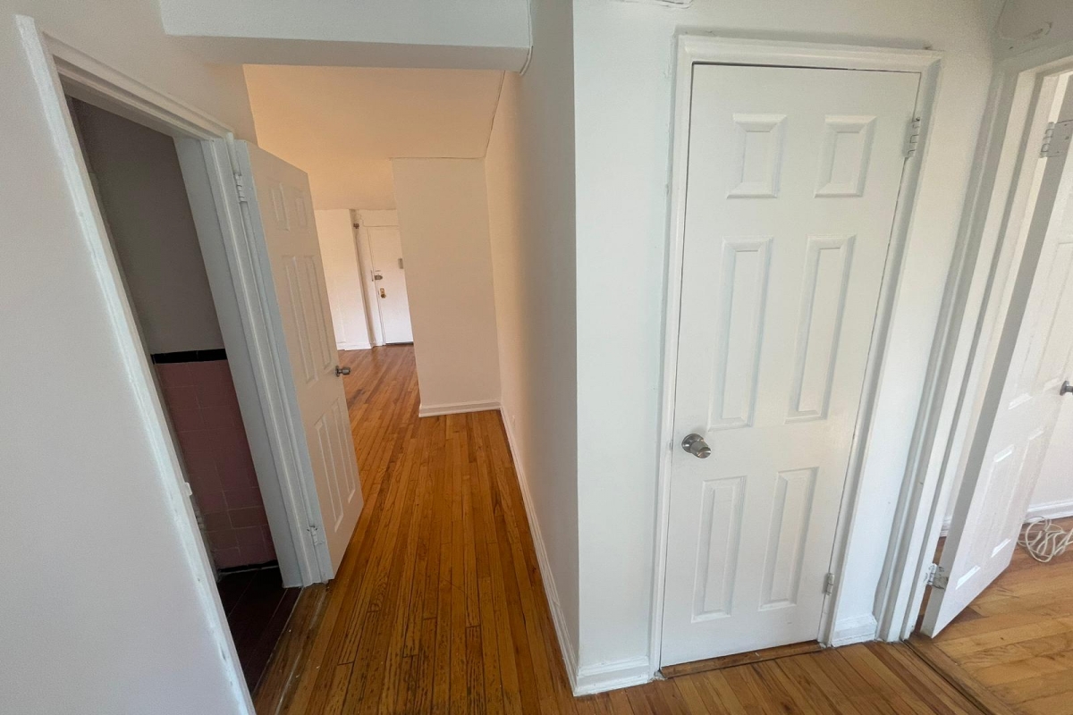 Apartment Booth Street  Queens, NY 11374, MLS-RD4933-7