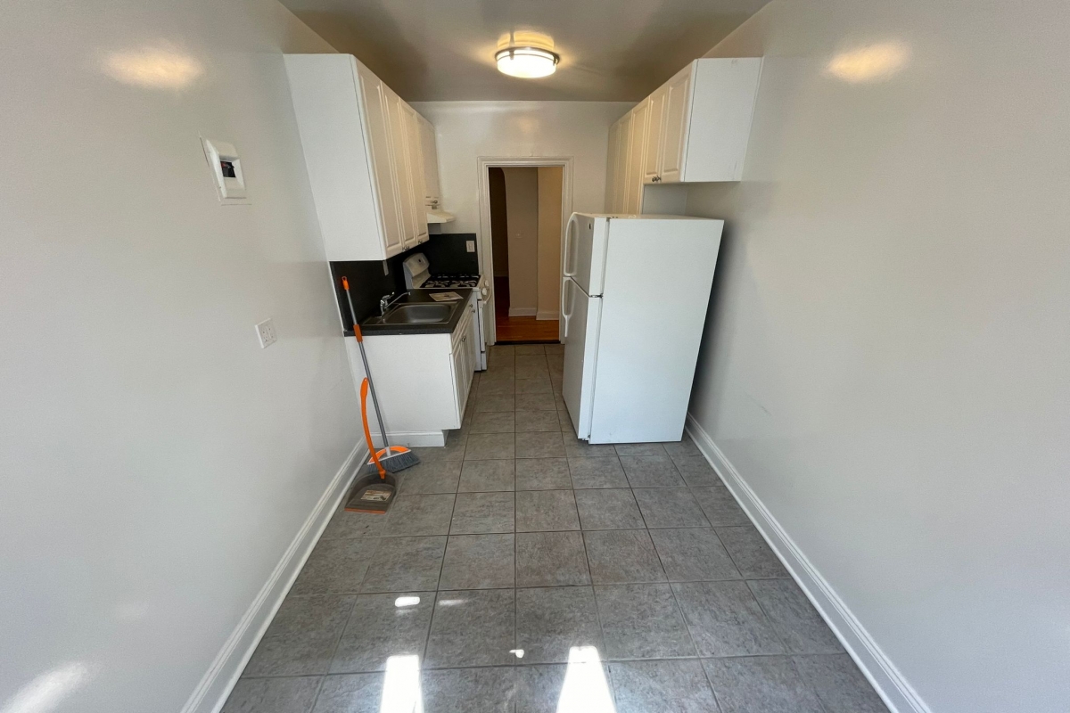 Apartment Highland Avenue Queens, NY 11432, MLS-RD4972-5