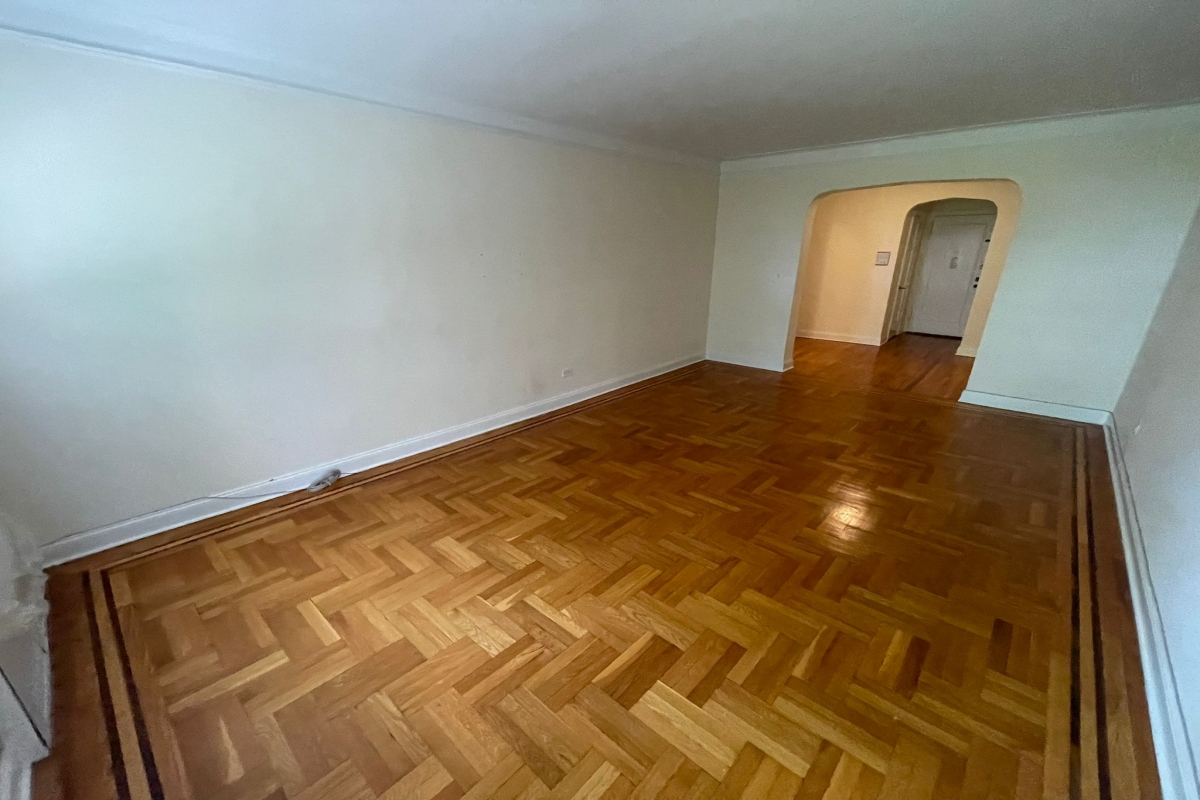 Apartment Highland Avenue Queens, NY 11432, MLS-RD4972-13