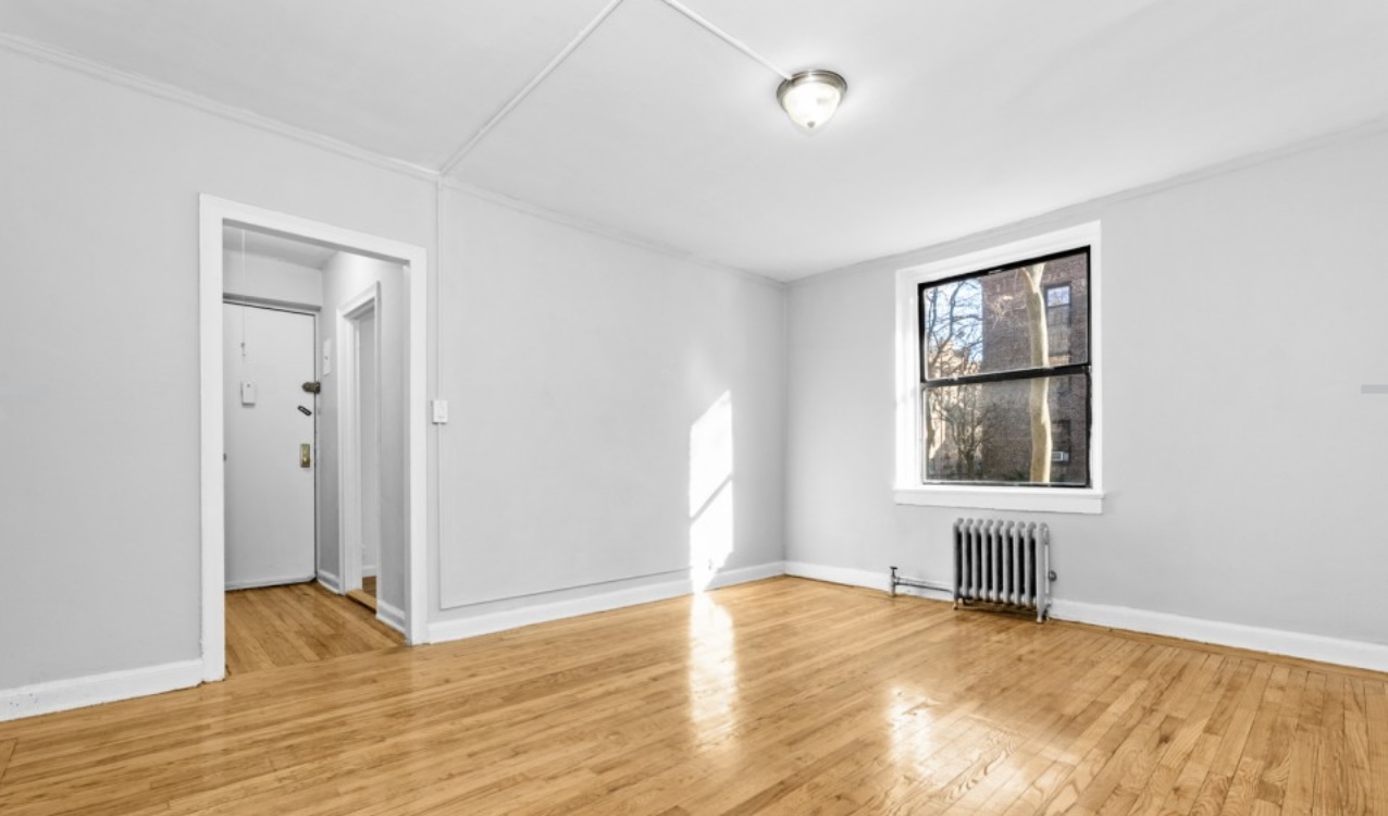 Apartment 47th Street Queens, NY 11104, MLS-RD4980-2