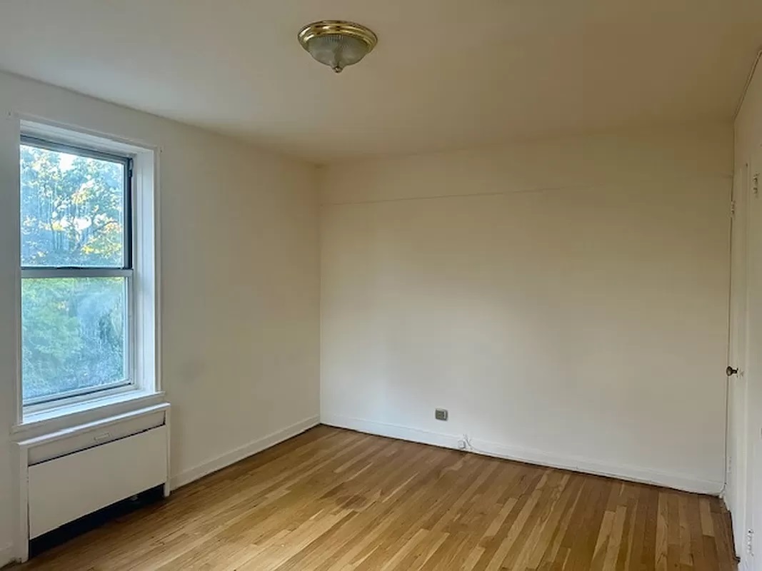 Apartment 113th Street  Queens, NY 11375, MLS-RD4986-4