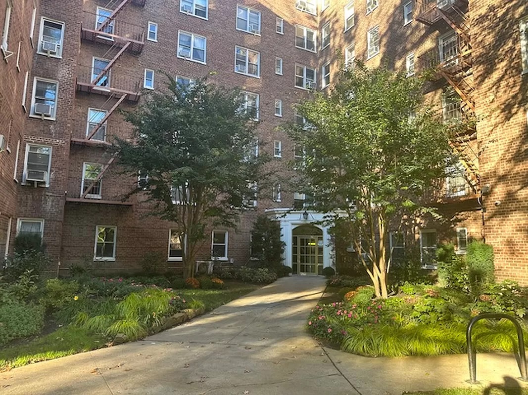 Apartment 113th Street  Queens, NY 11375, MLS-RD4986-8