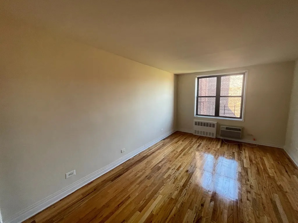 Apartment 103rd Street Queens, NY 11375, MLS-RD5000-6