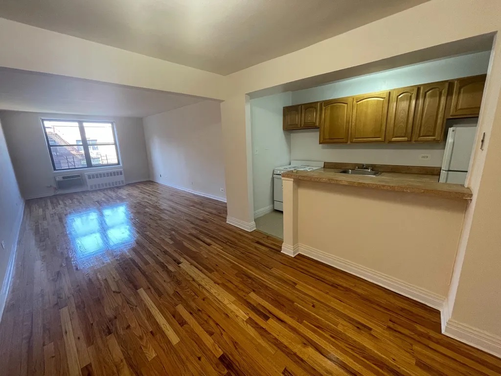 Apartment 103rd Street Queens, NY 11375, MLS-RD5000-7