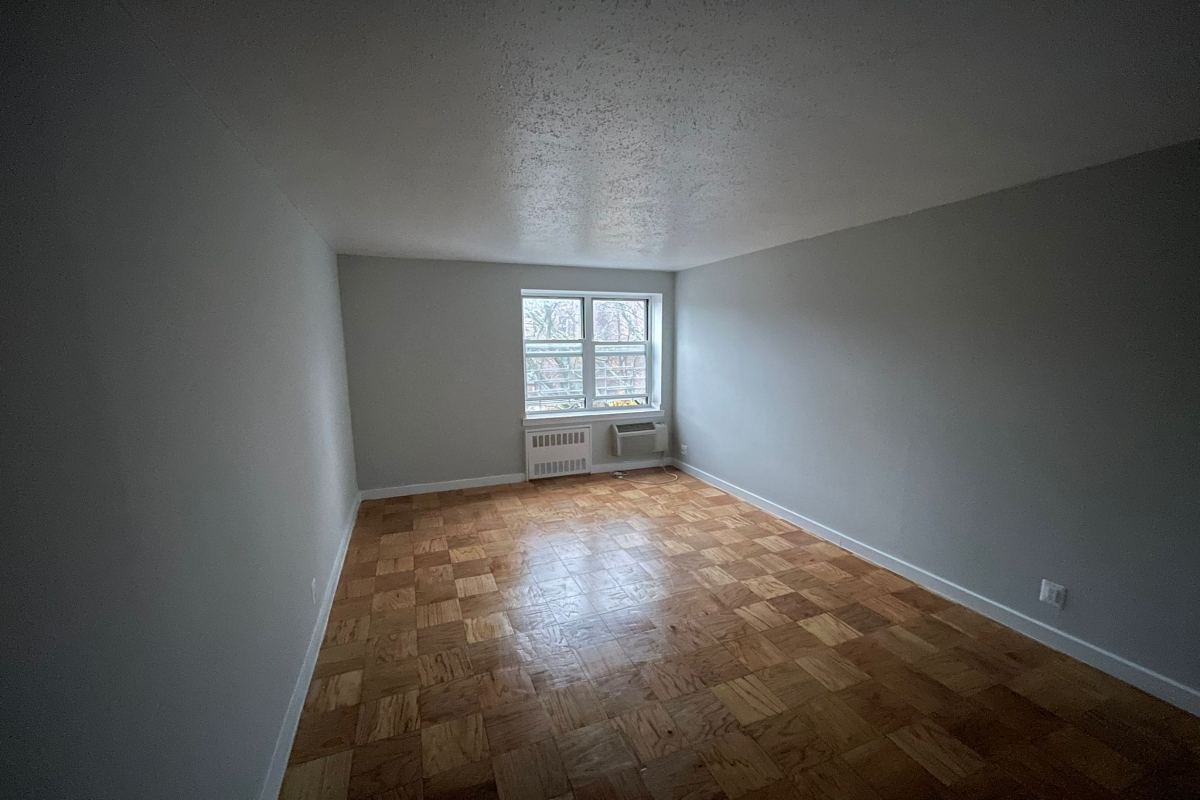 Apartment 118th Street  Queens, NY 11415, MLS-RD5005-18