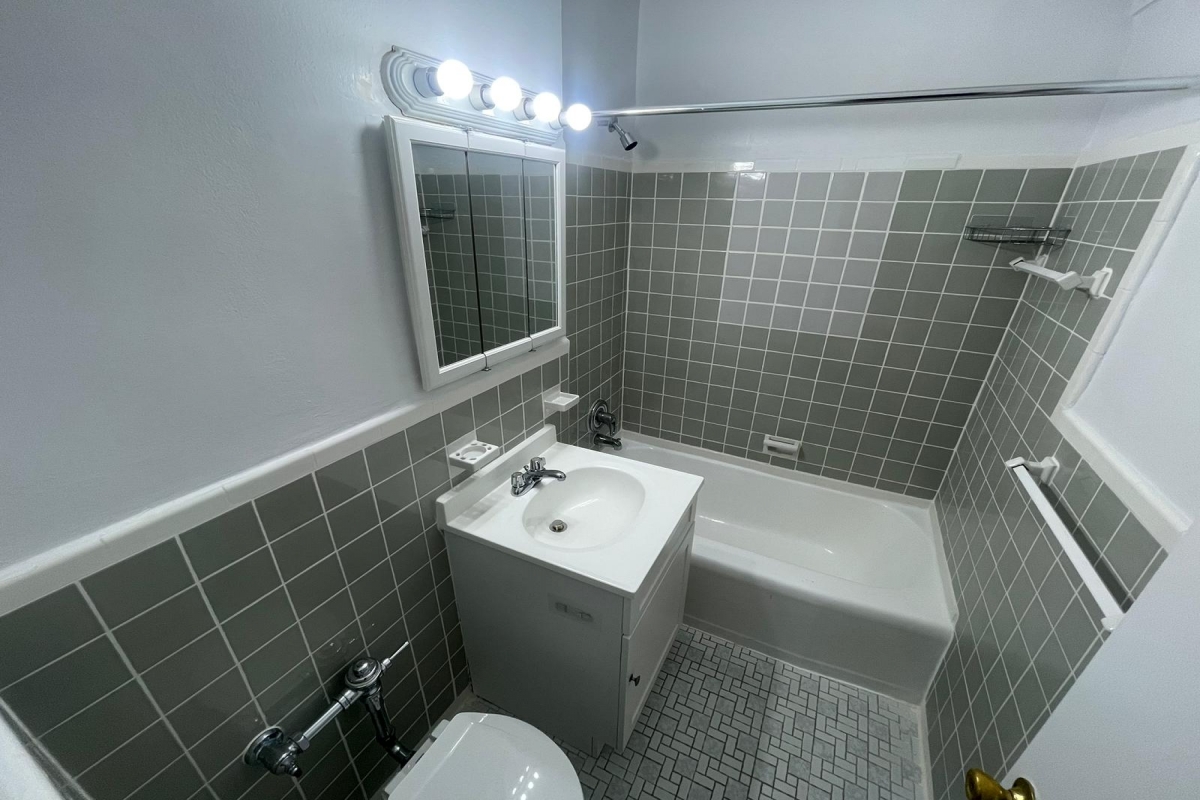 Apartment 67th Road Queens, NY 11375, MLS-RD5006-14