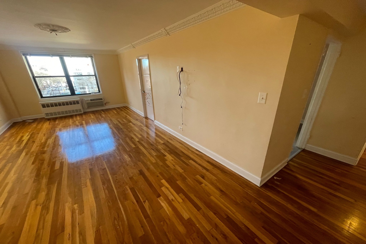 Apartment 67th Avenue  Queens, NY 11375, MLS-RD5019-5