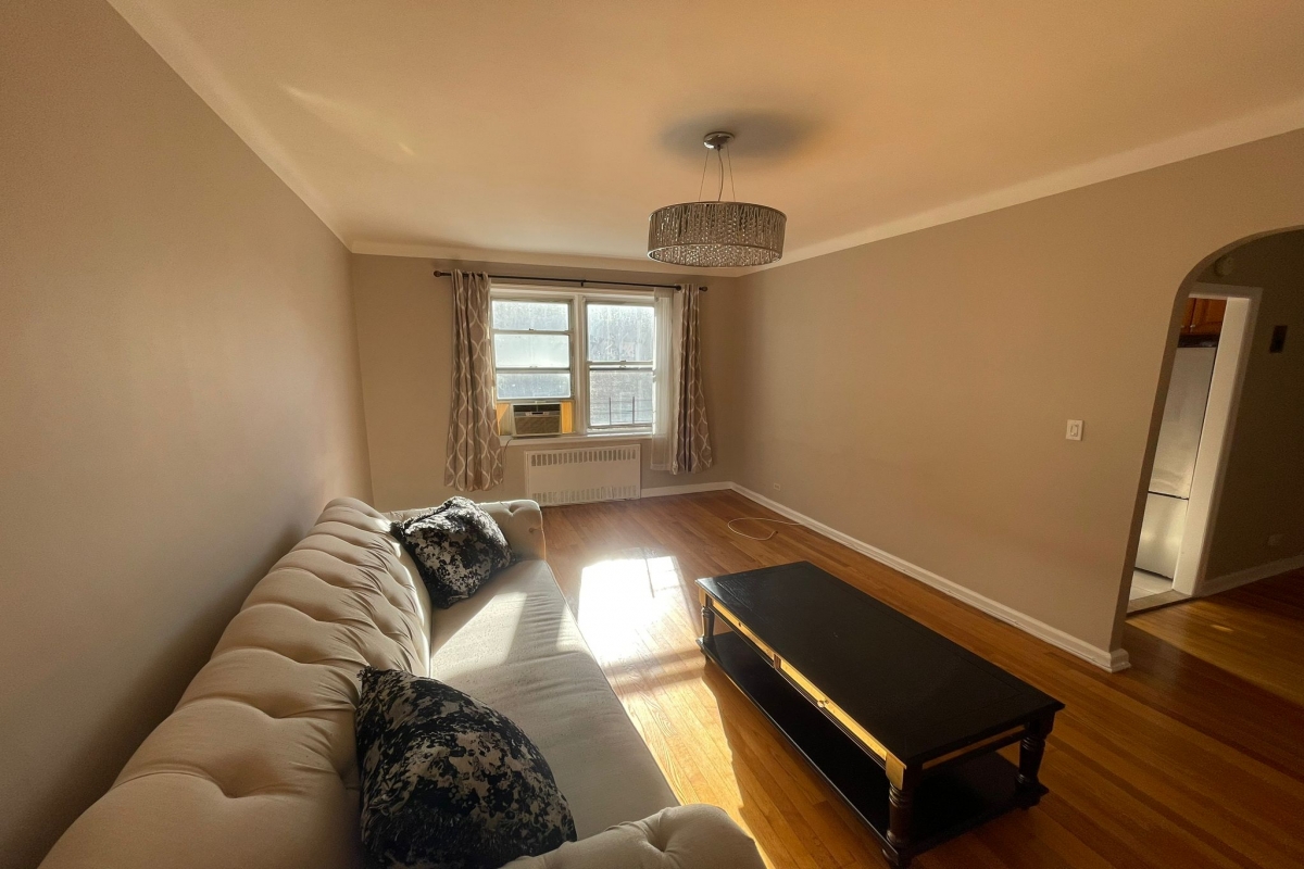 Apartment 102nd Street  Queens, NY 11374, MLS-RD5020-8