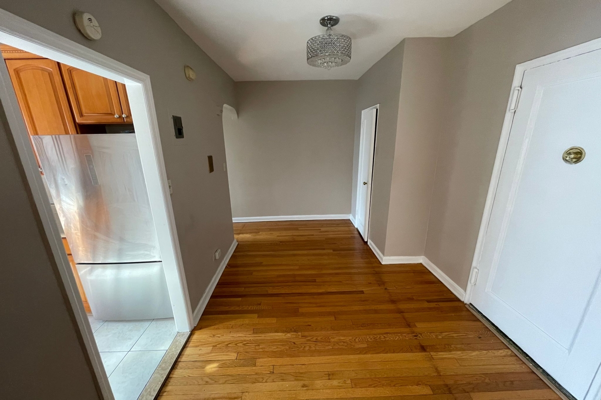 Apartment 102nd Street  Queens, NY 11374, MLS-RD5020-9