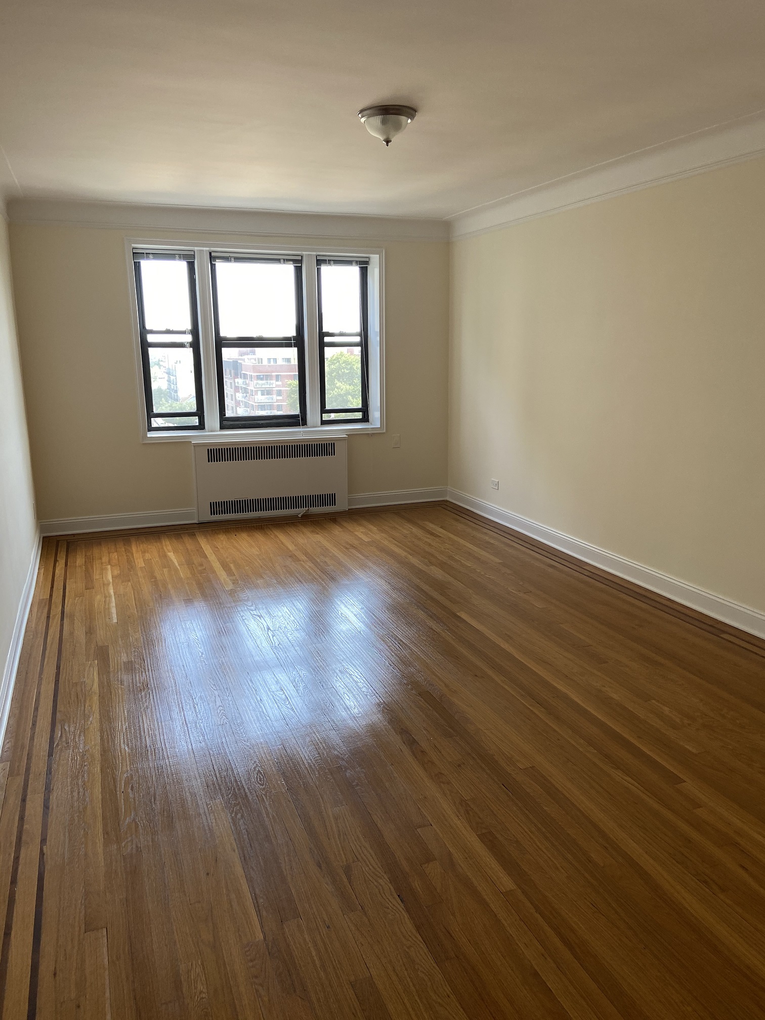 Apartment in Jamaica Estates - Wexford Terrace  Queens, NY 11432
