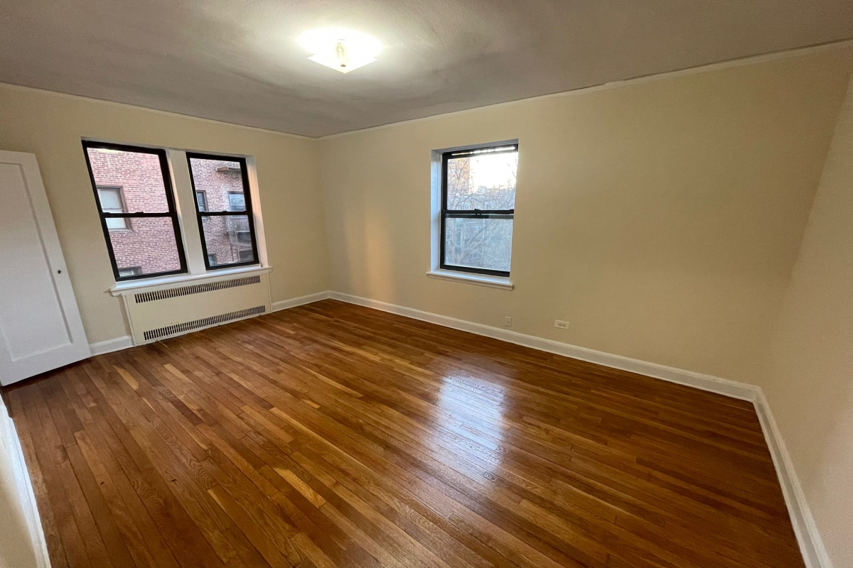 Apartment 112th Street Queens, NY 11375, MLS-RD5030-17