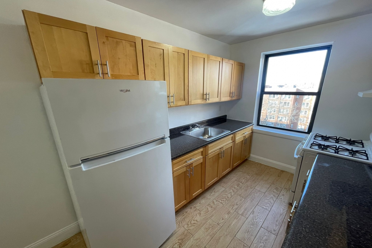 Apartment 66th Road  Queens, NY 11374, MLS-RD5031-5