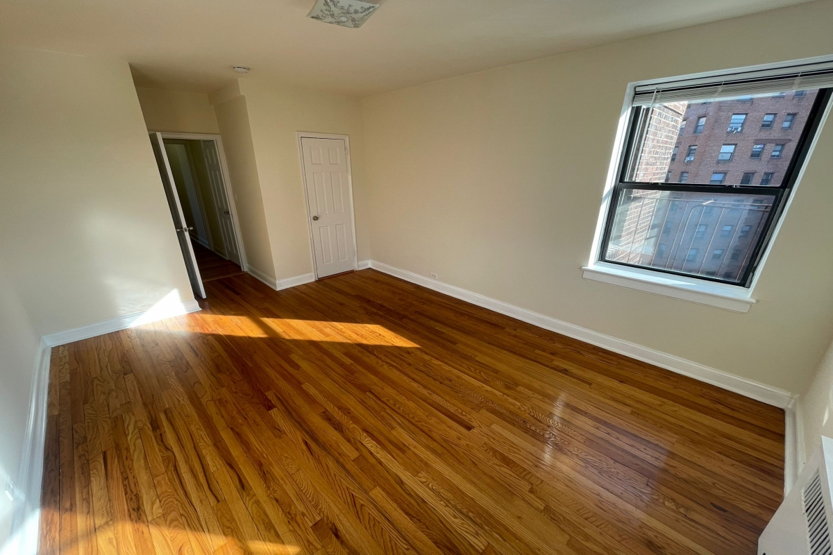 Apartment 66th Road  Queens, NY 11374, MLS-RD5031-12