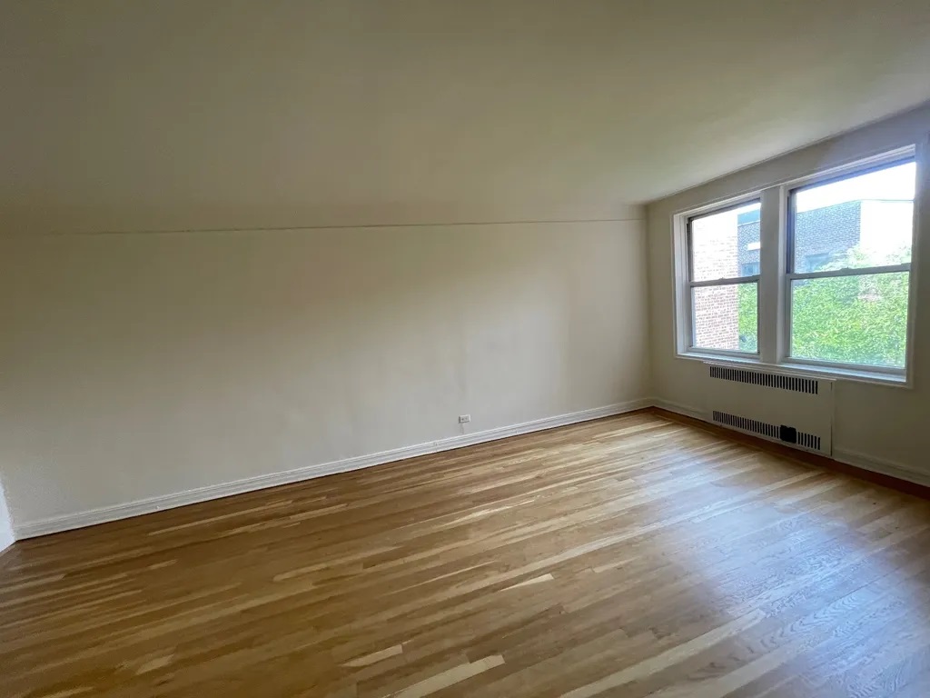 Apartment For Rent in Kew Gardens, Queens, NY 11415  ID RD5033