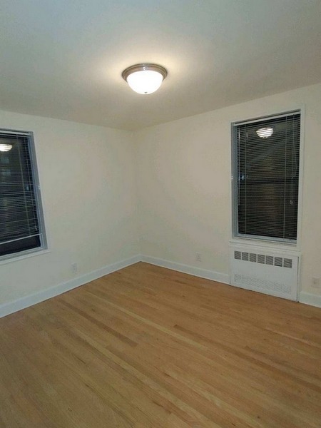 Apartment Saunders Street  Queens, NY 11374, MLS-RD5063-2
