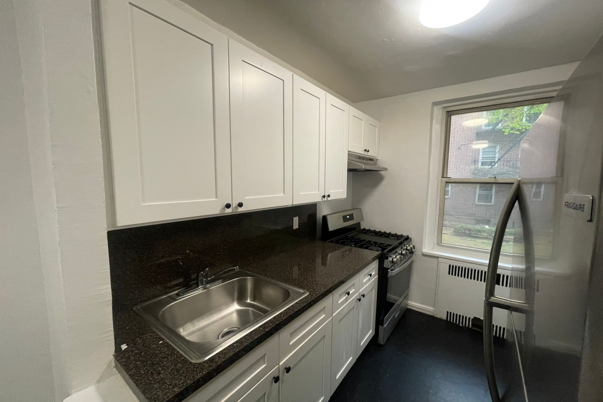Apartment 118th Street  Queens, NY 11415, MLS-RD5074-4