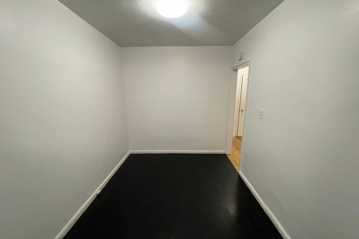 Apartment 118th Street  Queens, NY 11415, MLS-RD5074-5