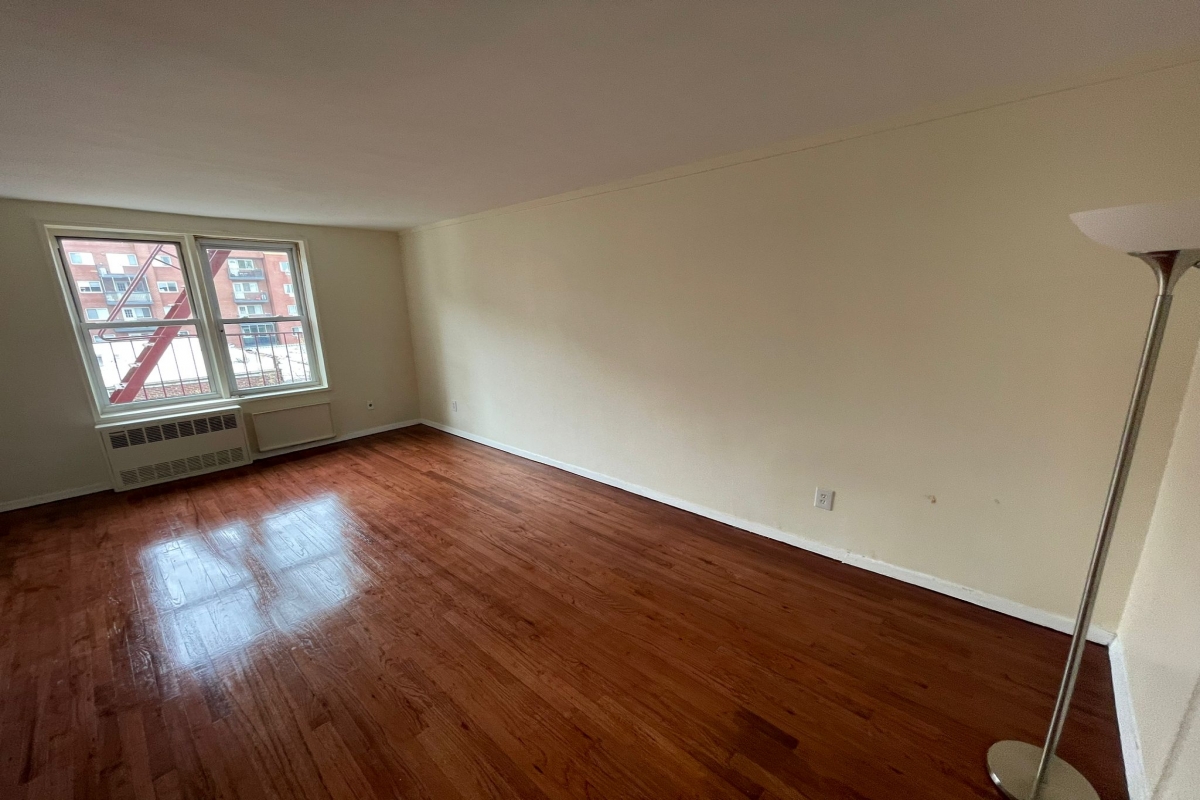 Apartment Booth Street  Queens, NY 11374, MLS-RD5082-6