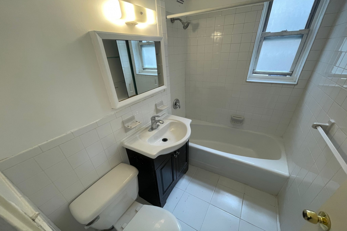 Apartment Booth Street  Queens, NY 11374, MLS-RD5082-17