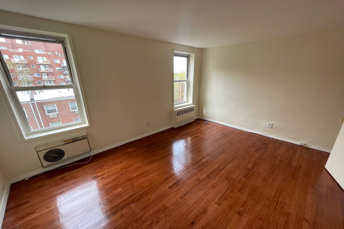 Apartment Booth Street  Queens, NY 11374, MLS-RD5082-19
