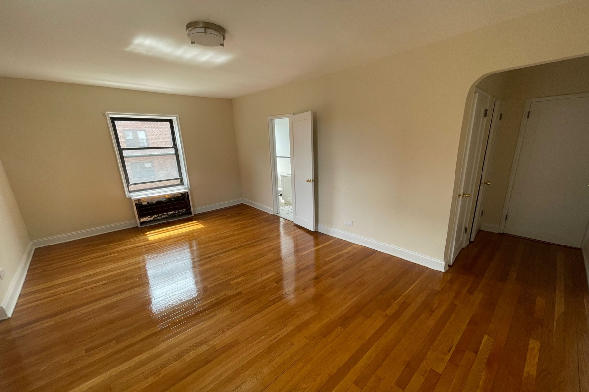 Apartment 63rd Drive Queens, NY 11374, MLS-RD5086-15