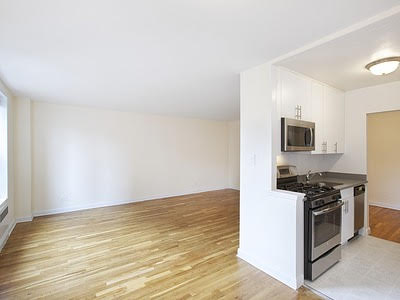 Apartment Crescent Street Queens, NY 11106, MLS-RD5124-2