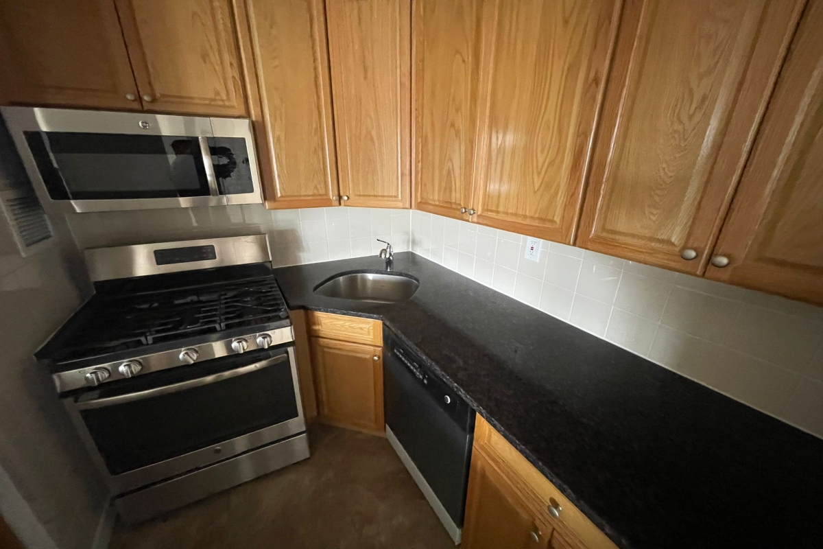 Apartment 34th Avenue Queens, NY 11354, MLS-RD5132-2