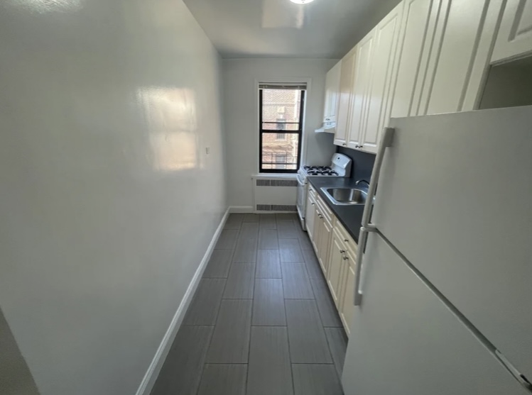 Apartment 32nd Avenue Queens, NY 11377, MLS-RD5138-2