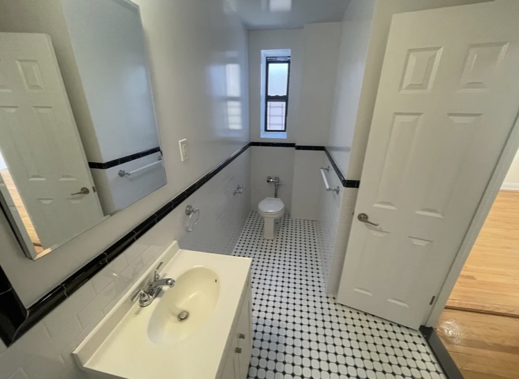 Apartment 32nd Avenue Queens, NY 11377, MLS-RD5138-19