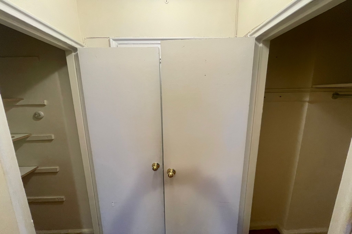 Apartment Wetherole Street Queens, NY 11374, MLS-RD5140-8