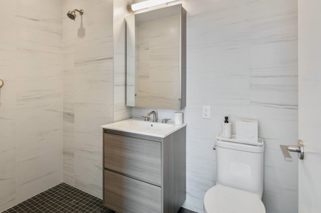 Apartment Yellowstone Blvd Queens, NY 11375, MLS-RD5155-9