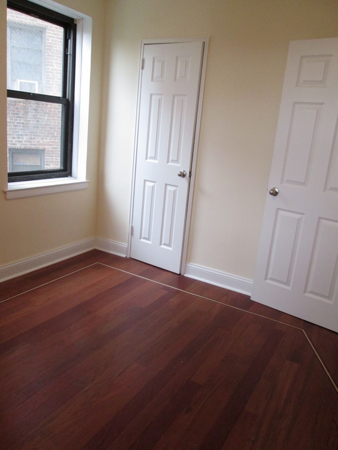 Apartment 80th Street  Queens, NY 11373, MLS-RD5202-3