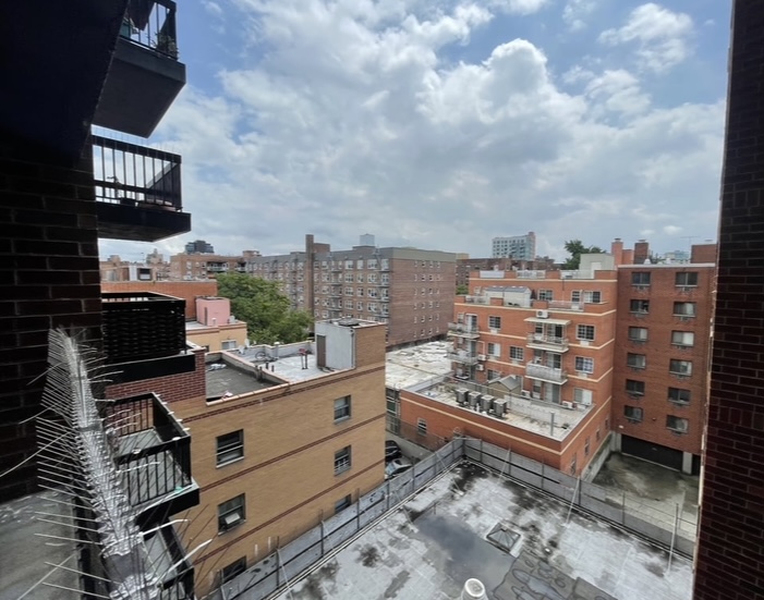 Apartment 34th Avenue  Queens, NY 11354, MLS-RD5206-9