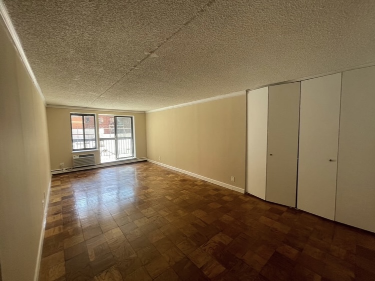 Apartment 34th Avenue Queens, NY 11354, MLS-RD5207-5