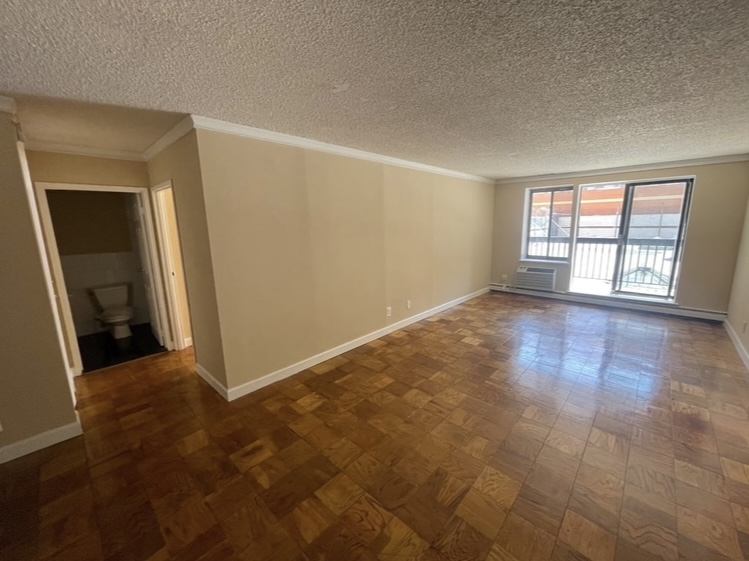 Apartment 34th Avenue Queens, NY 11354, MLS-RD5207-8