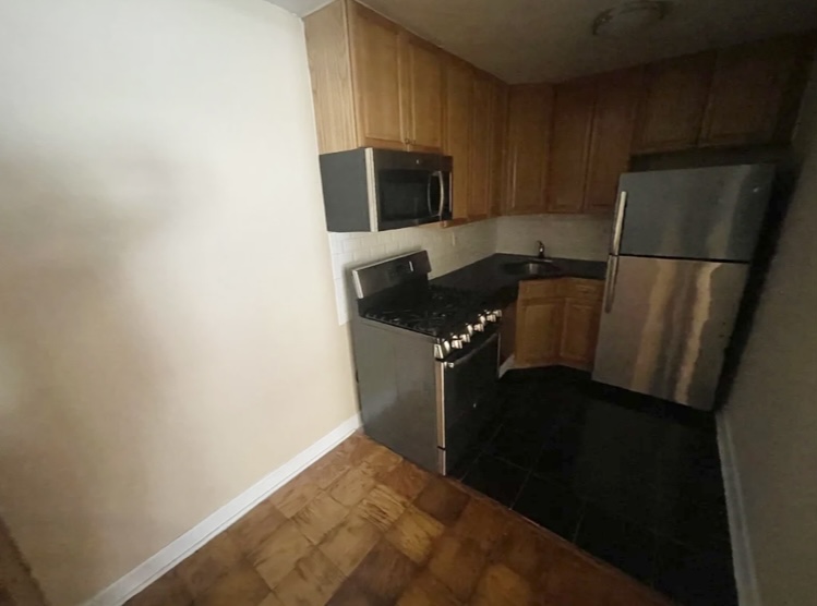 Apartment 34th Avenue Queens, NY 11354, MLS-RD5207-17