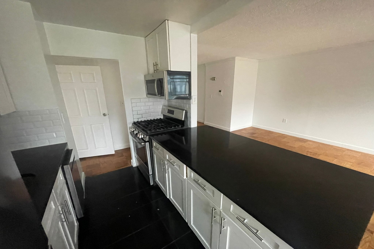 Apartment 98th Place  Queens, NY 11374, MLS-RD5216-3