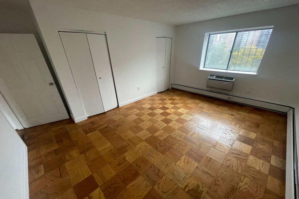 Apartment 98th Place  Queens, NY 11374, MLS-RD5216-13