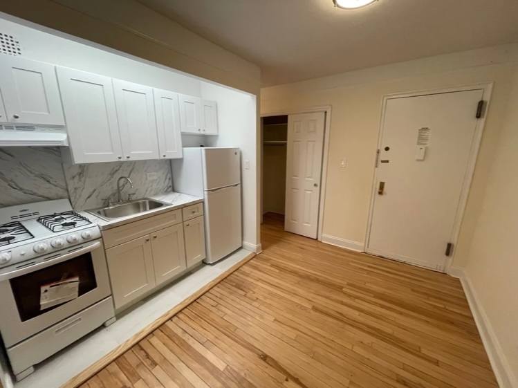 Apartment 77th Street Queens, NY 11372, MLS-RD5226-6